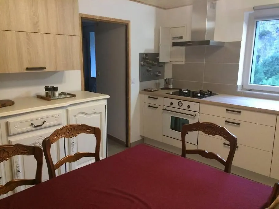 Maisonnette Dans Un Ecrin De Pierre Et De Verdure Cabrerets 0*,